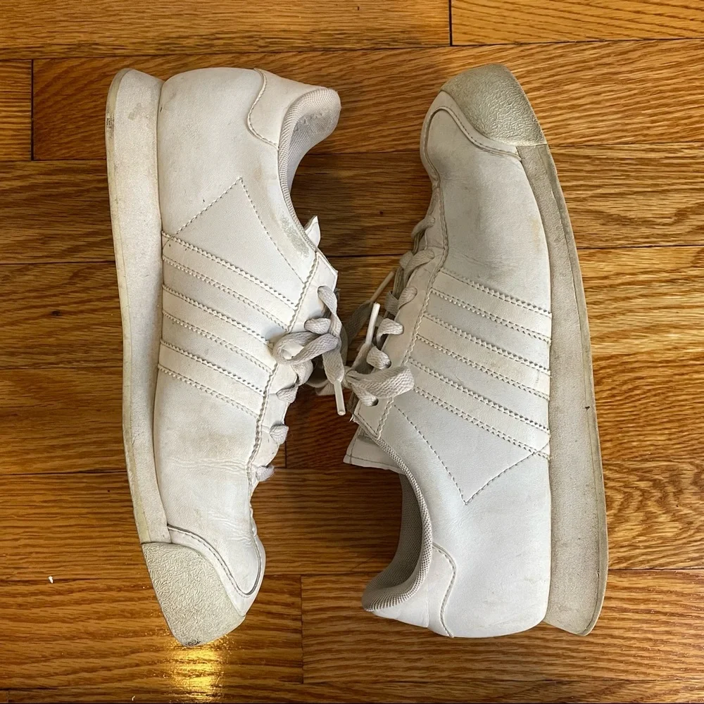 Adidas White Three Stripe Sneakers Size 7 - Picture 3 of 7